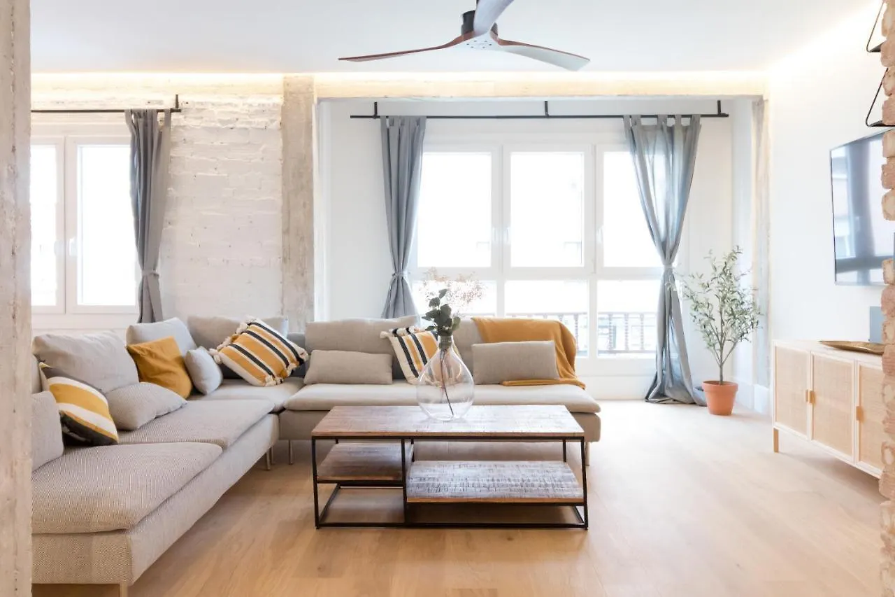 Amplio Y Moderno Apartamento Con Tarima Refrescante By Staynnapartments Bilbao Apartment