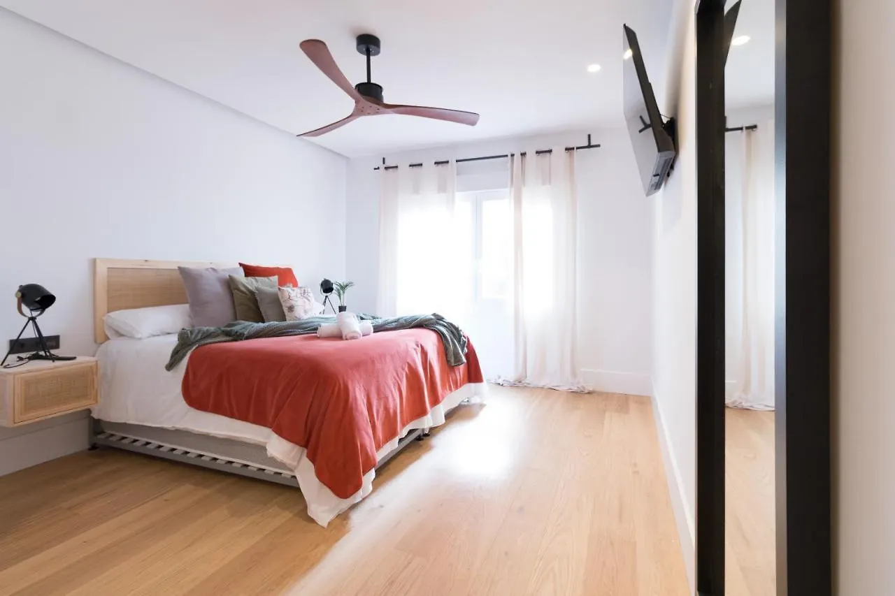 Apartment Amplio Y Moderno Apartamento Con Tarima Refrescante By Staynnapartments Bilbao