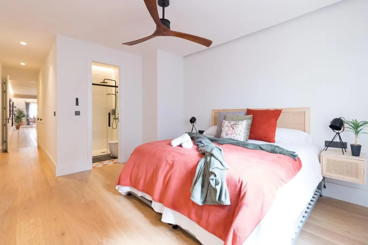 Amplio Y Moderno Apartamento Con Tarima Refrescante By Staynnapartments Bilbao Apartment