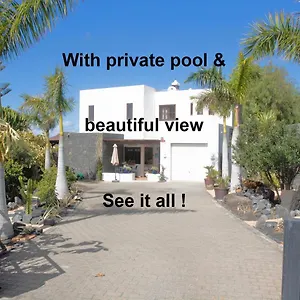 https://villa-panoramica.in-canary-islands.com
