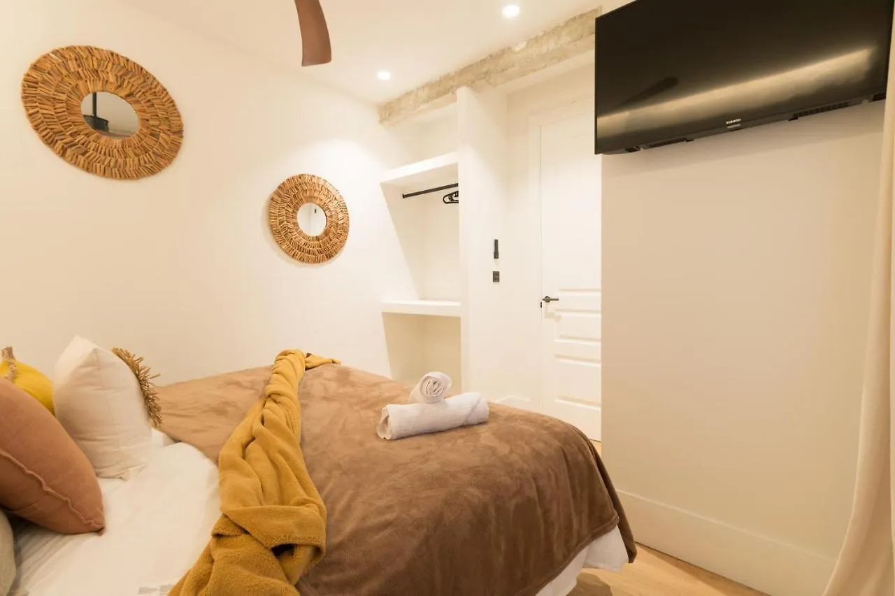 Amplio Y Moderno Apartamento Con Tarima Refrescante By Staynnapartments Bilbao